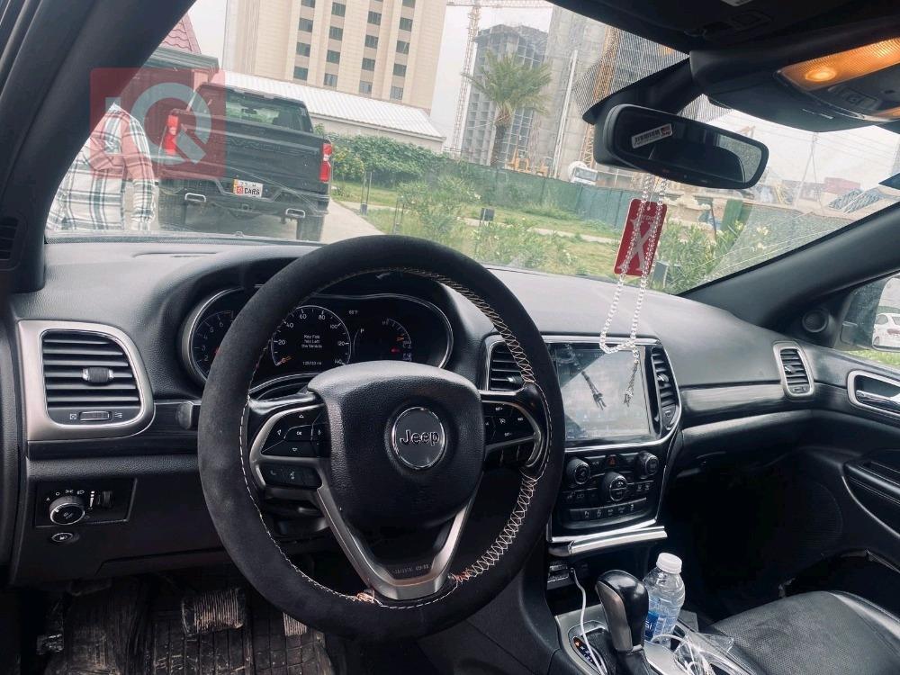 جيب جراند شيروكي